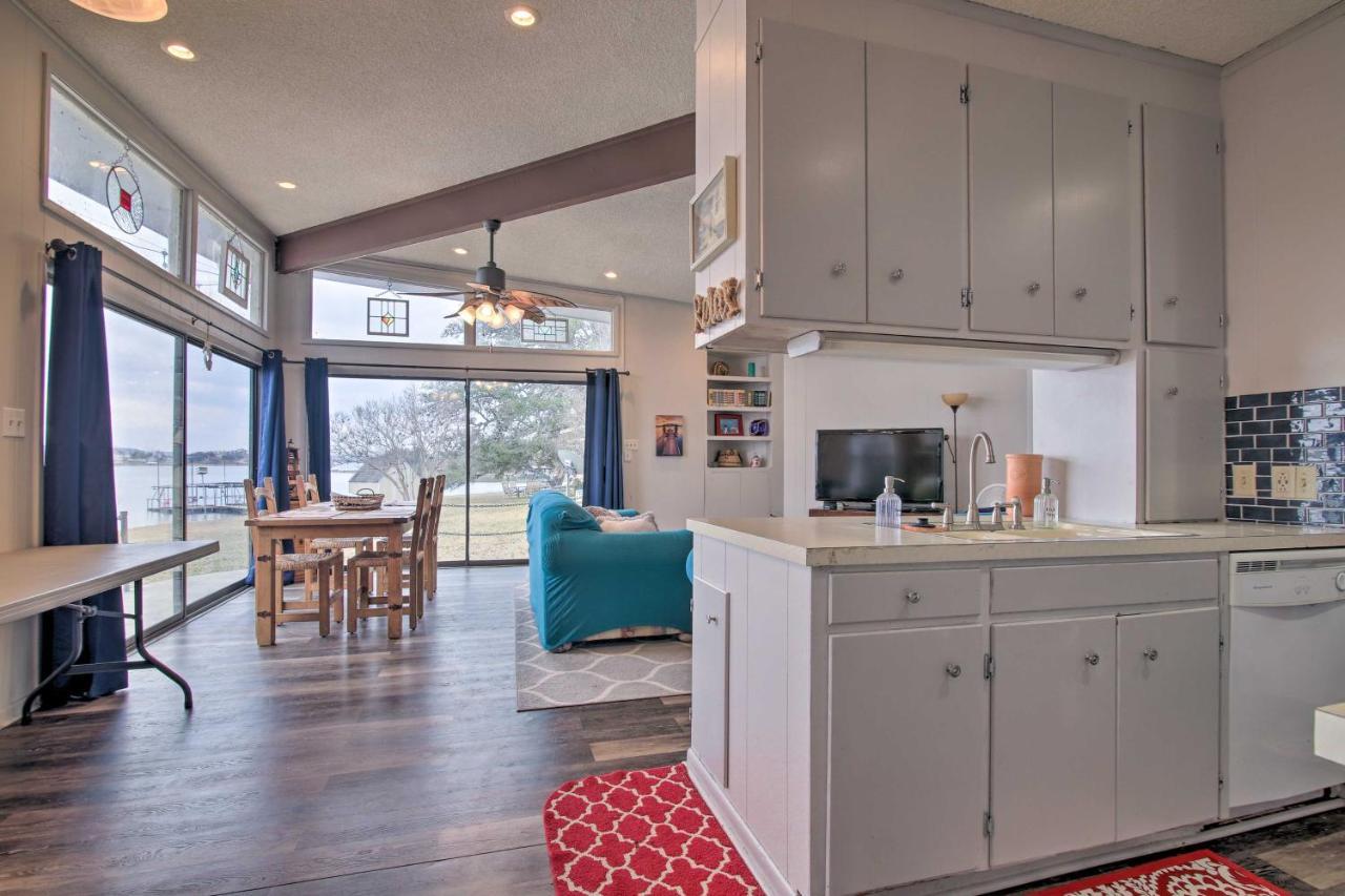 Rustic Lake Buchanan Hideaway With Game Room And Grill Tow Buitenkant foto