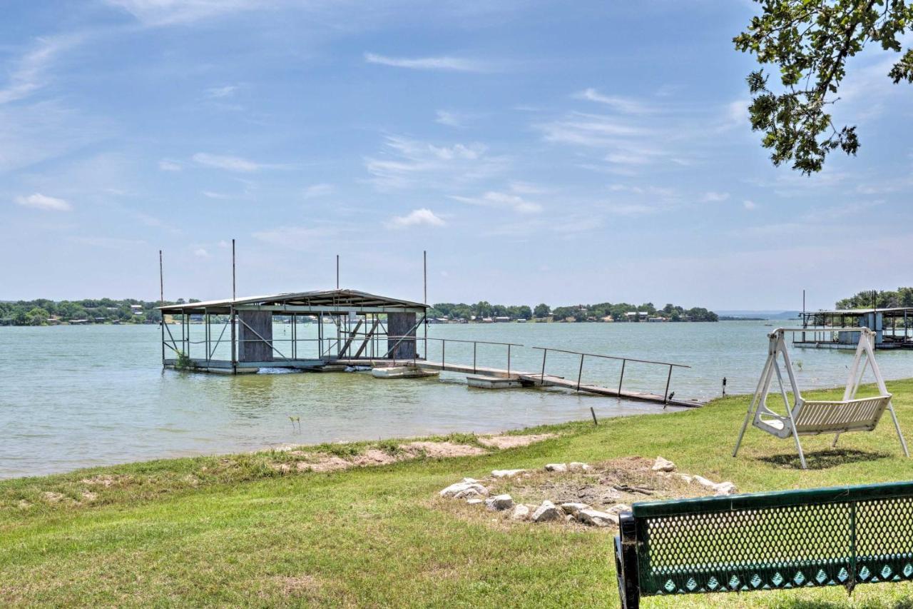 Rustic Lake Buchanan Hideaway With Game Room And Grill Tow Buitenkant foto